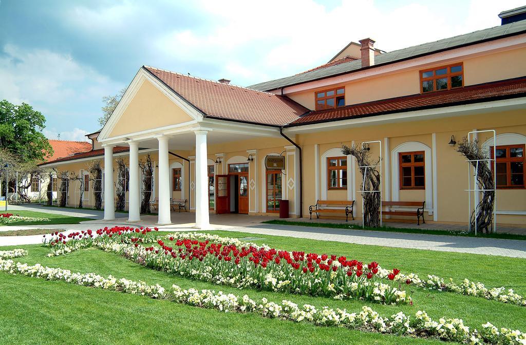 Ensana Vila Trajan Пьештяни Экстерьер фото