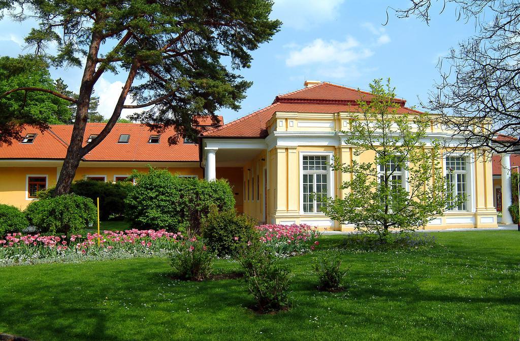Ensana Vila Trajan Пьештяни Экстерьер фото